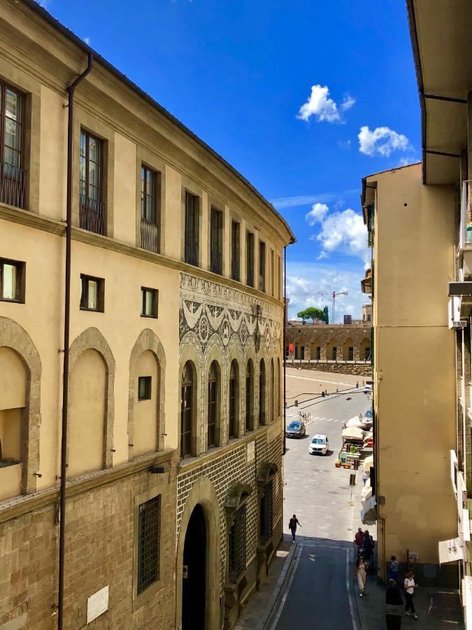 Date In Ponte Vecchio Apartamento Florença Exterior foto